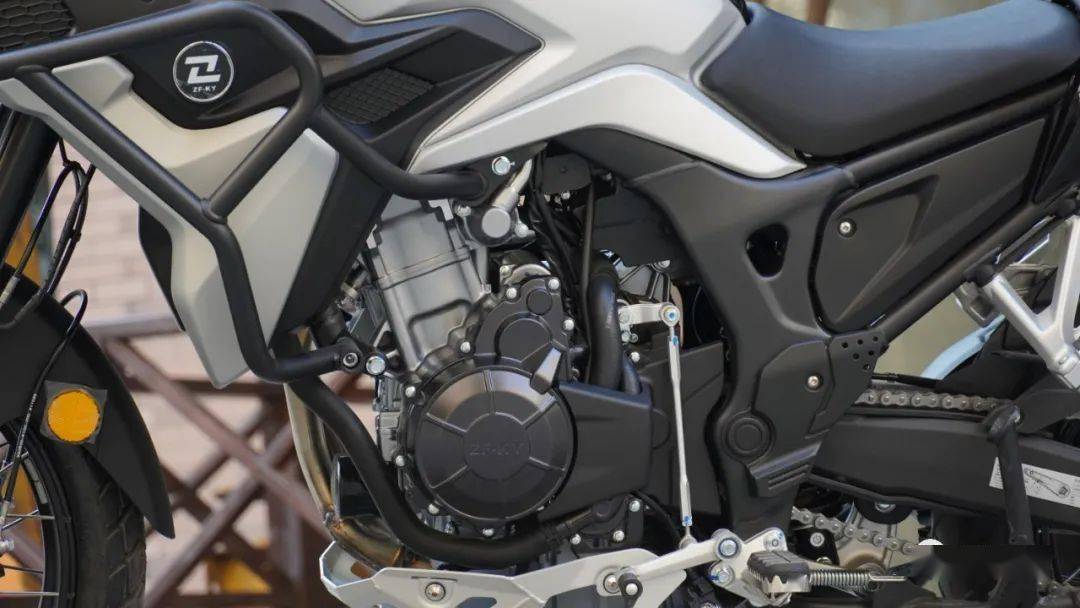 凯越525X到店实拍 深度解析相较500X的升级亮点，发动机挡板仅是冰山一角